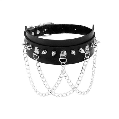 Gothic Choker Necklace Covering the Neck